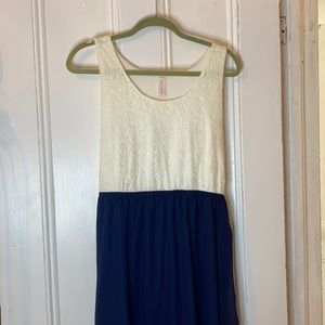Women’s white and navy Dress